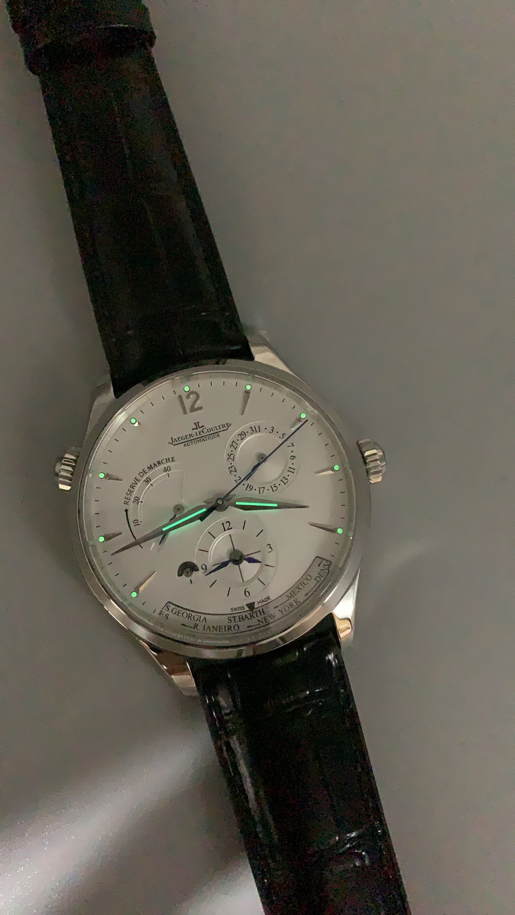 Jaeger-LeCoultre Master Geographic | 39MM | Stainless Steel Case | World Time + Second Time Zone | Silver Dial | Black Alligator Strap | Automatic Movement Cal.939A/1