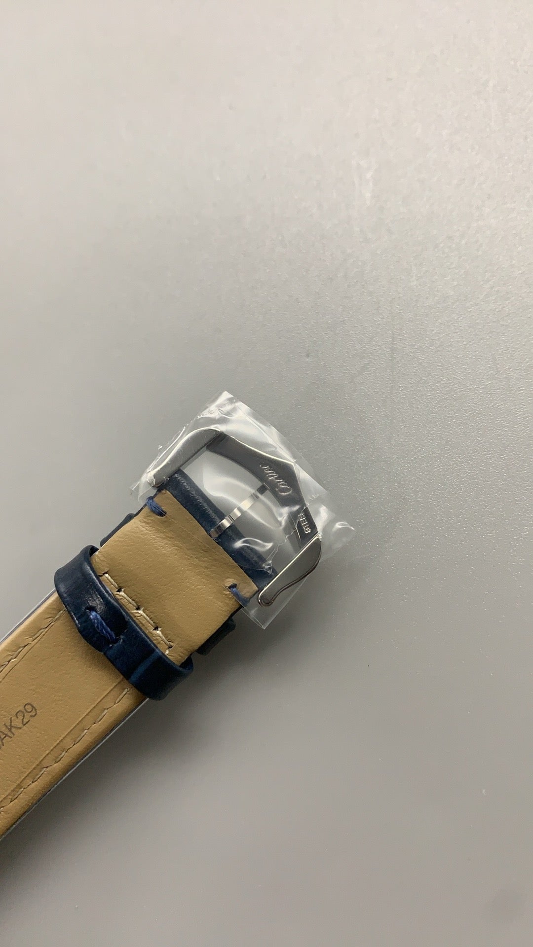 Cartier Tank Louis Dumont | ขนาดกลาง 43×31 มม. | สายหนัง | อัตโนมัติ