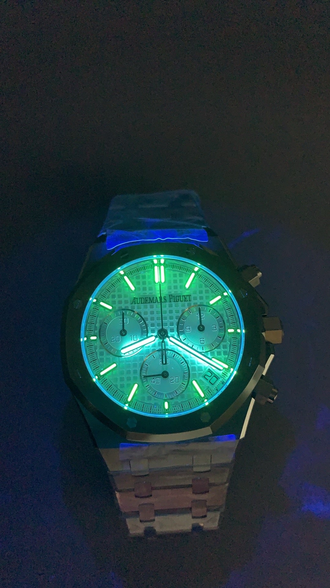 Audemars Piguet Royal Oak 26240ST | 41MM | ตัวเรือนสแตนเลสสตีล | หน้าปัดสีขาว | จับเวลา Chronograph | กลไกอัตโนมัติ Cal.4401