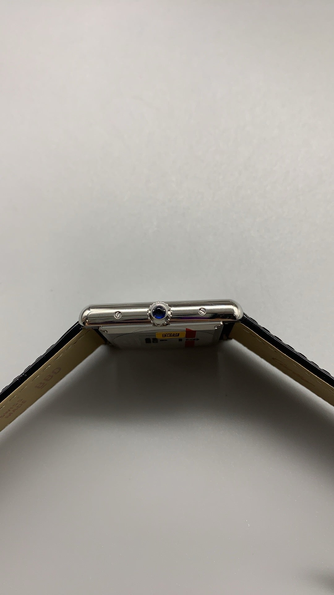 Cartier Tank | Medium | Leather Strap | Quartz