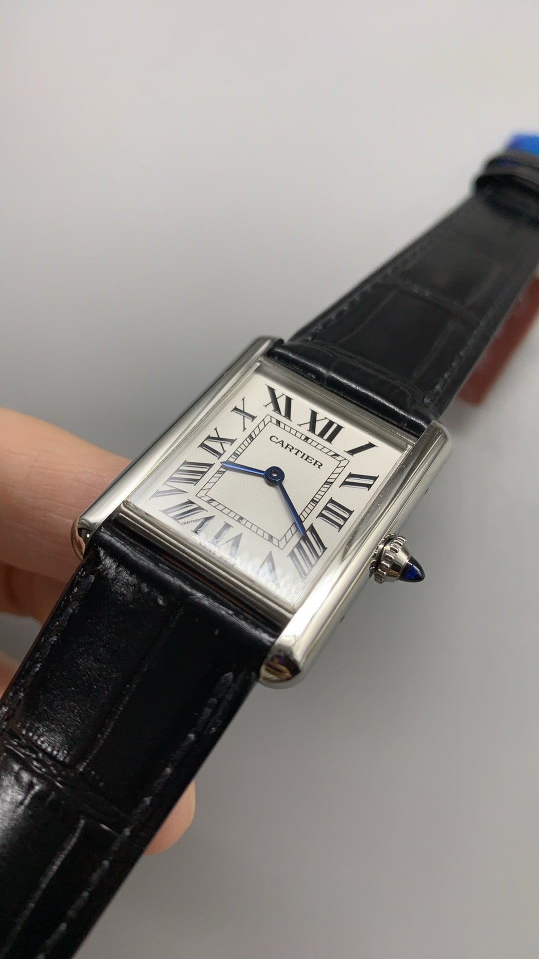 Cartier Tank | Medium | Leather Strap | Quartz