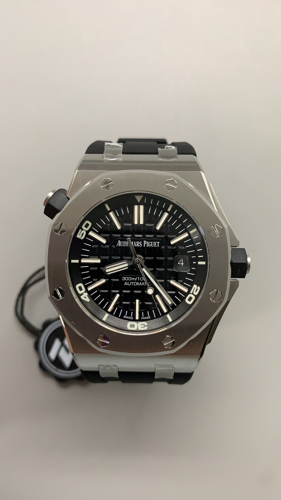 Audemars Piguet Royal Oak 15730ST | 41MM | ตัวเรือนสแตนเลสสตีล | หน้าปัดไล่เฉดสีรุ้ง (Mystery Dial) | กลไกอัตโนมัติ Cal.4302