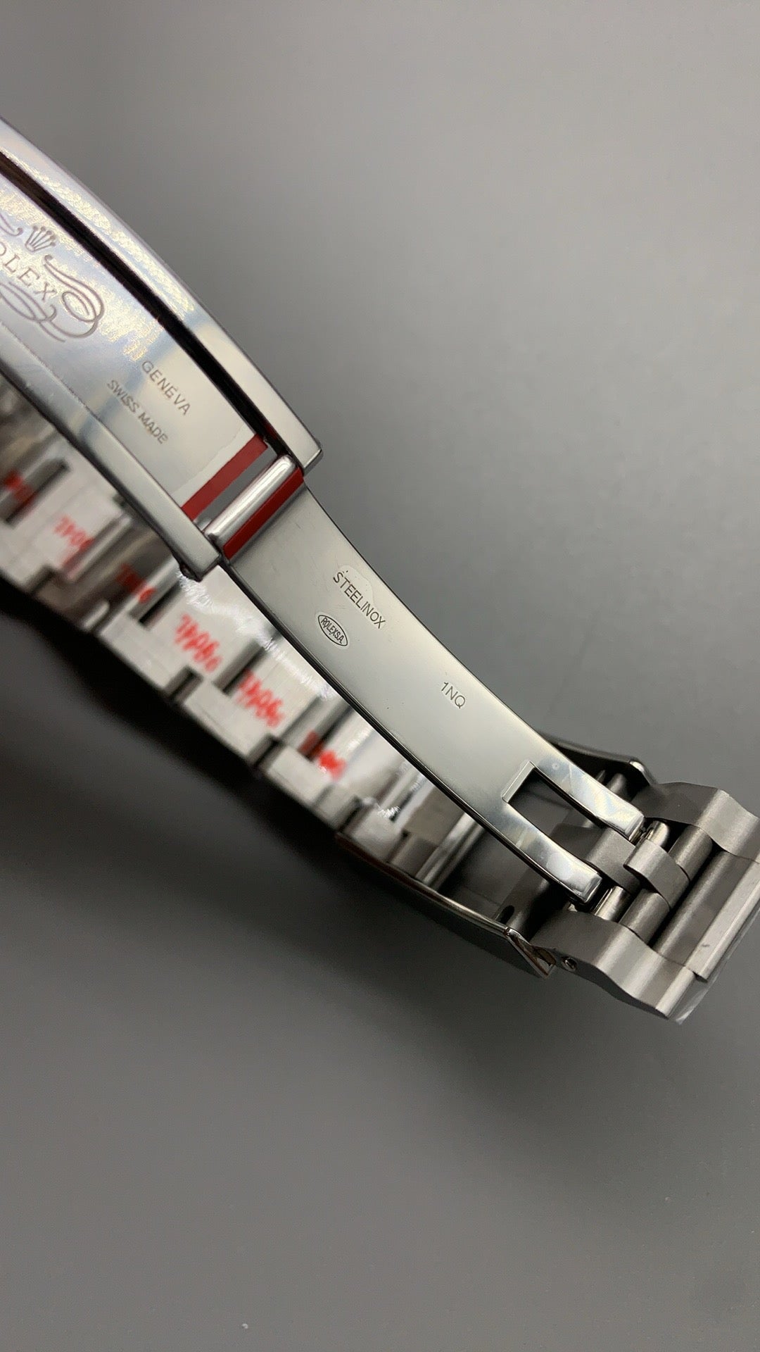 Rolex GMT-Master II 40MM | ขอบเซรามิกสีแดง-ดำ (โค้ก) | กลไกอัตโนมัติ Cal.3285